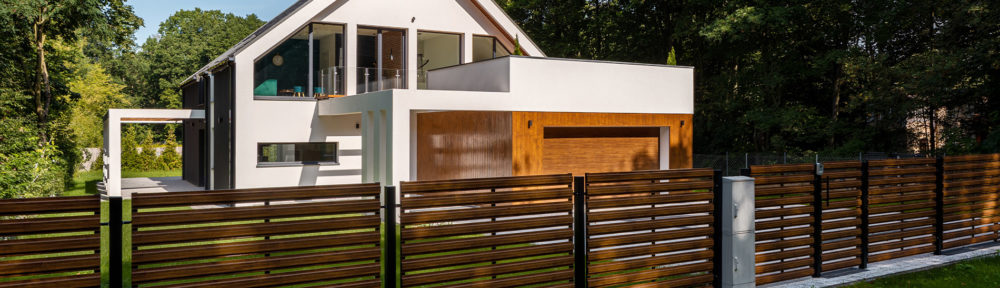 How to Choose the Right Fencing and Gate System for Your Property